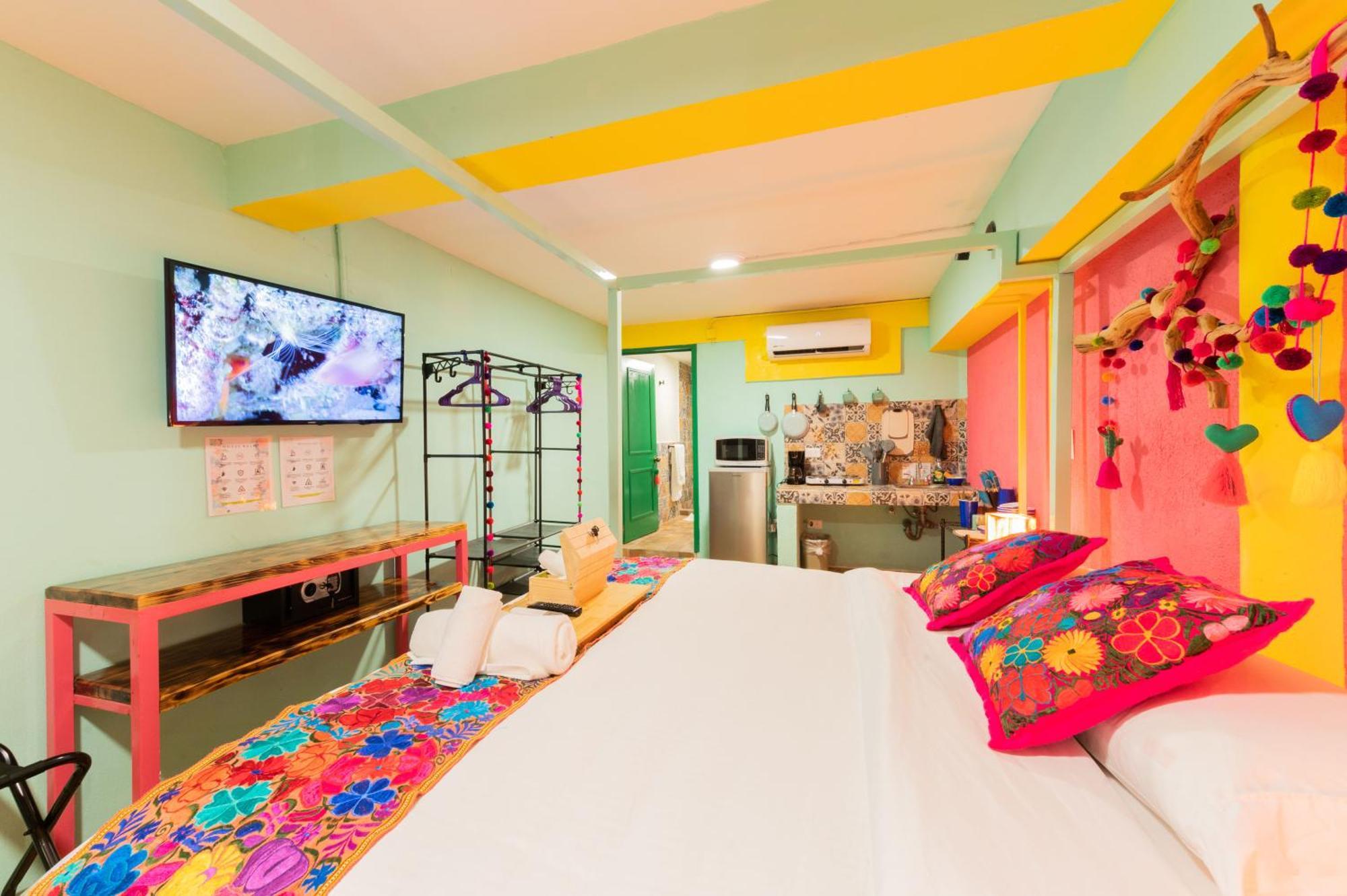 Appartamento Casa Colibri Malecon Puerto Vallarta Esterno foto